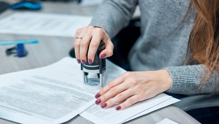 Schedule Bedside Document Signing Through Mobile Notary Assistance for Eligible Patients